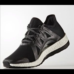 Adidas Pure Boost XPOSE. Size 6.5 NICE!
Very cute!